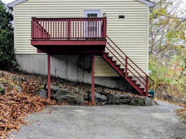 41 Walnut Hill Dr, Worcester MA 01602