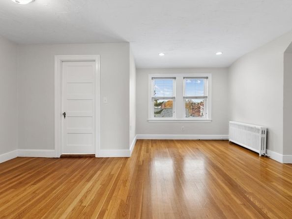 5 Larchmont Road 3, Salem MA 01970