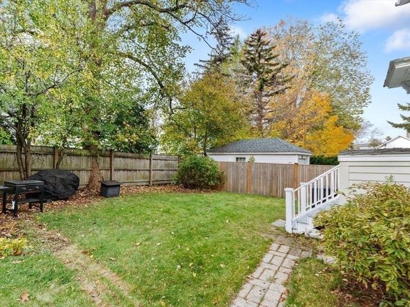 5 Larchmont Road 3, Salem MA 01970