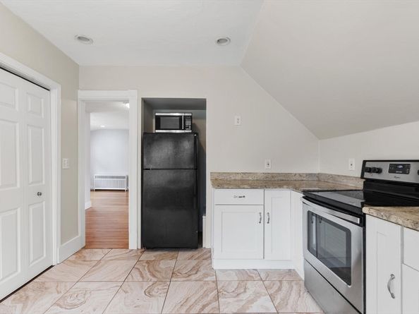 5 Larchmont Road 3, Salem MA 01970