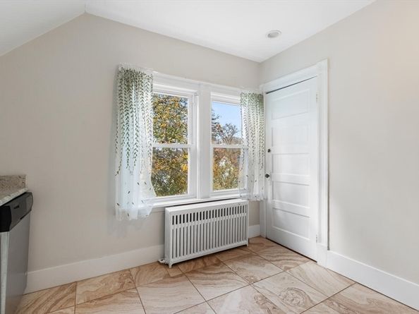 5 Larchmont Road 3, Salem MA 01970