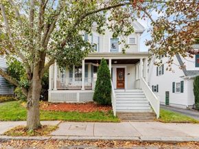 5 Larchmont Road 3, Salem MA 01970