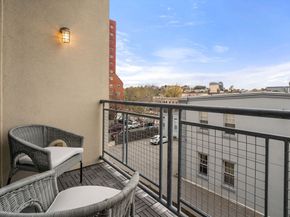 950 Broadway 14, Chelsea MA 02150