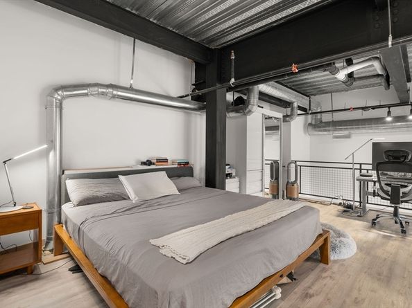 950 Broadway 14, Chelsea MA 02150