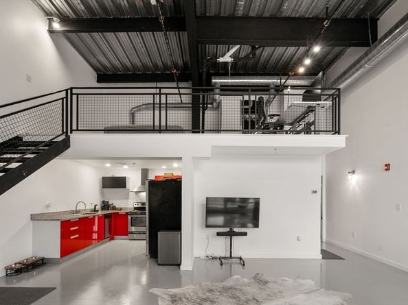 950 Broadway 14, Chelsea MA 02150