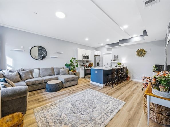 50 Frankfort St 2, Fitchburg MA 01420