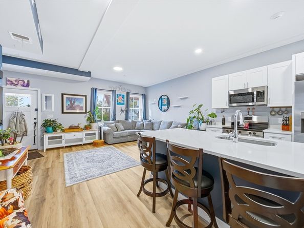 50 Frankfort St 2, Fitchburg MA 01420