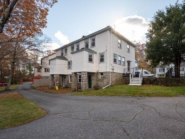 5 Summit St 5, Northbridge MA 01588