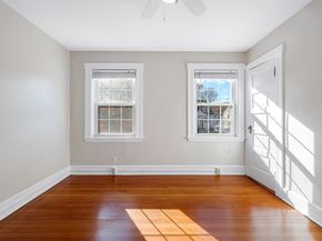 5 Summit St 5, Northbridge MA 01588