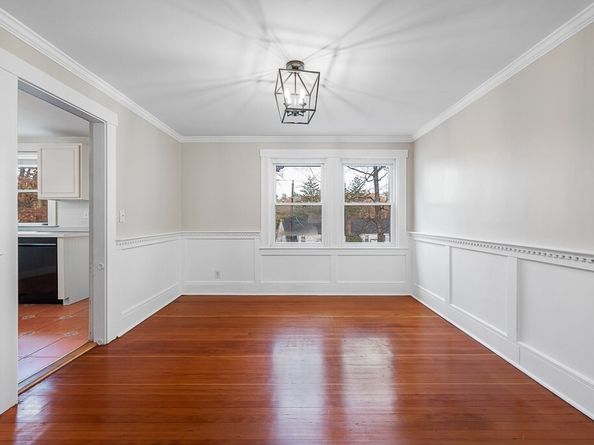 5 Summit St 5, Northbridge MA 01588