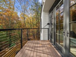 148 Weston Rd 208, Wellesley MA 02482