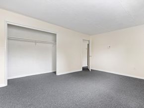 28 Faxon St 4, Stoughton MA 02072