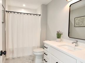 10 Salisbury Hill Blvd 75, Worcester MA 01609