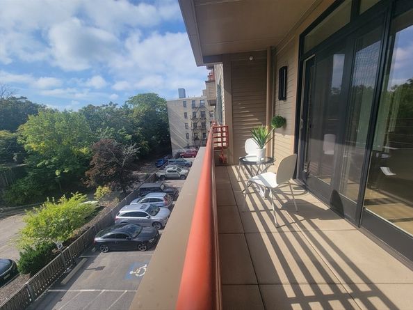 1650 Commonwealth Ave 304A, Boston MA 02135