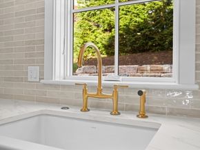 14 Dexter Lane B, Newburyport MA 01950