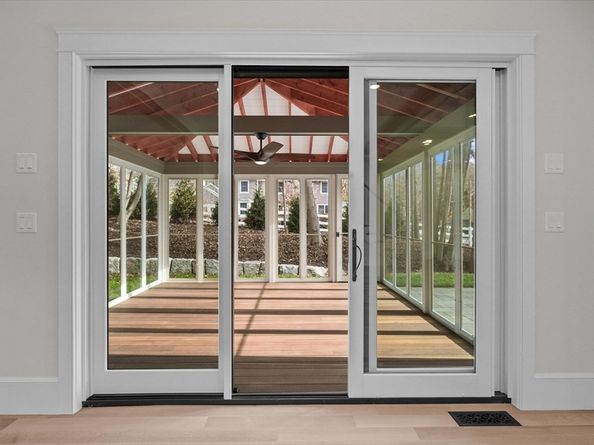 14 Dexter Lane B, Newburyport MA 01950