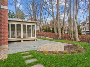 14 Dexter Lane B, Newburyport MA 01950