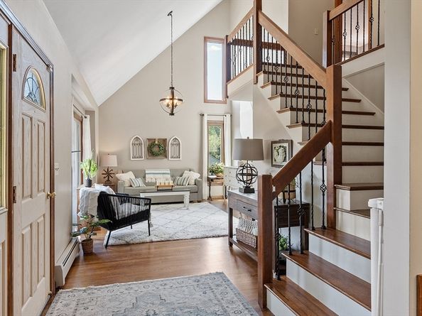 36 Will Thompson Way, Fitchburg MA 01420