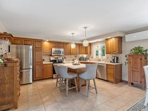 36 Will Thompson Way, Fitchburg MA 01420