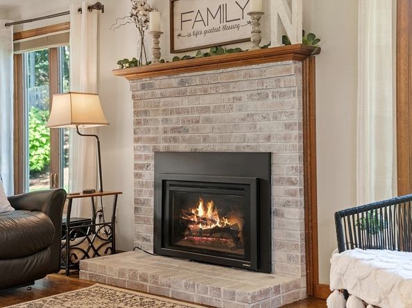 36 Will Thompson Way, Fitchburg MA 01420