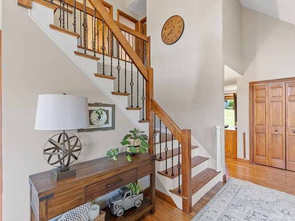 36 Will Thompson Way, Fitchburg MA 01420