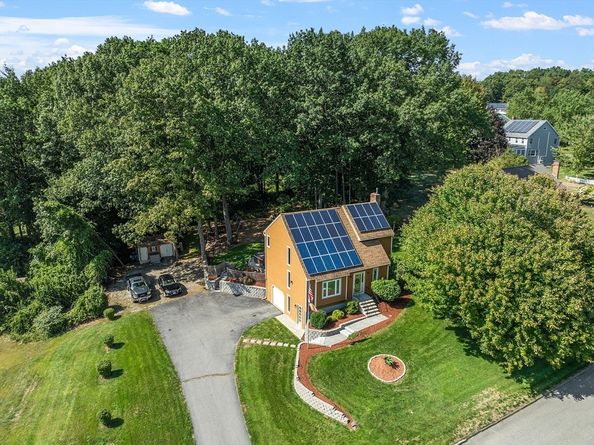 36 Will Thompson Way, Fitchburg MA 01420