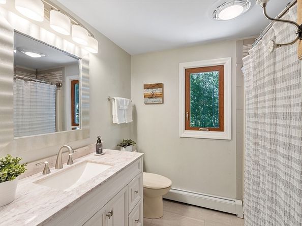 36 Will Thompson Way, Fitchburg MA 01420