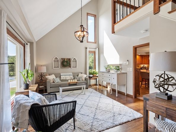 36 Will Thompson Way, Fitchburg MA 01420