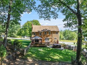 36 Will Thompson Way, Fitchburg MA 01420