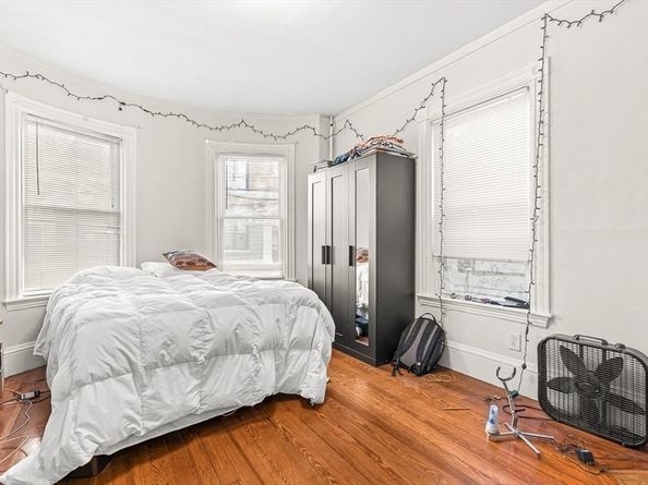 22 Royal St, Boston MA 02134