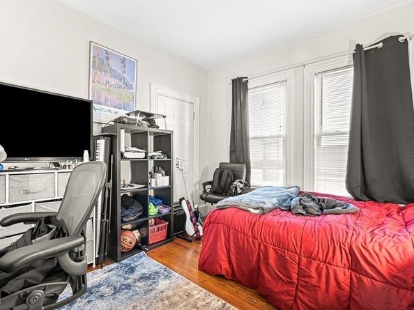 22 Royal St, Boston MA 02134