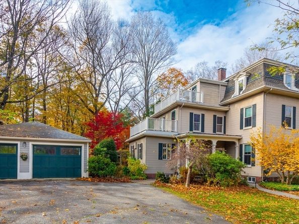 7-7A Brooks St, Winchester MA 01890