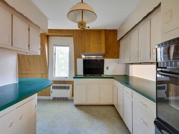 7-7A Brooks St, Winchester MA 01890