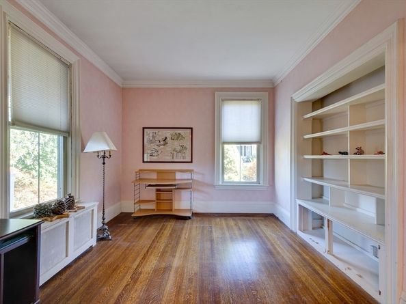 7-7A Brooks St, Winchester MA 01890