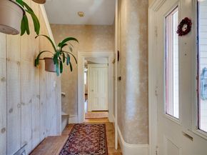 7-7A Brooks St, Winchester MA 01890