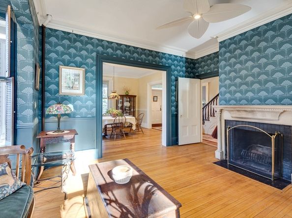 7-7A Brooks St, Winchester MA 01890