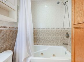 107 Lake B, Webster MA 01570