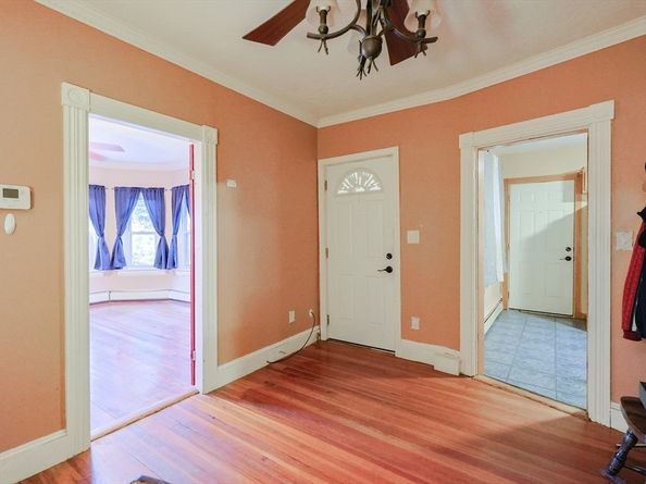 107 Lake B, Webster MA 01570