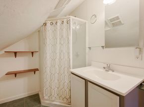 107 Lake B, Webster MA 01570