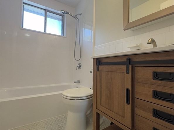 11 Woodcrest Ct 5, Weymouth MA 02190