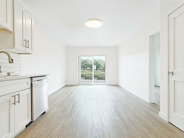 1133 North Shore Rd 205, Revere MA 02151