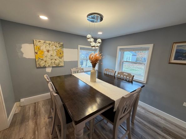 72 Charlton St, Oxford MA 01540