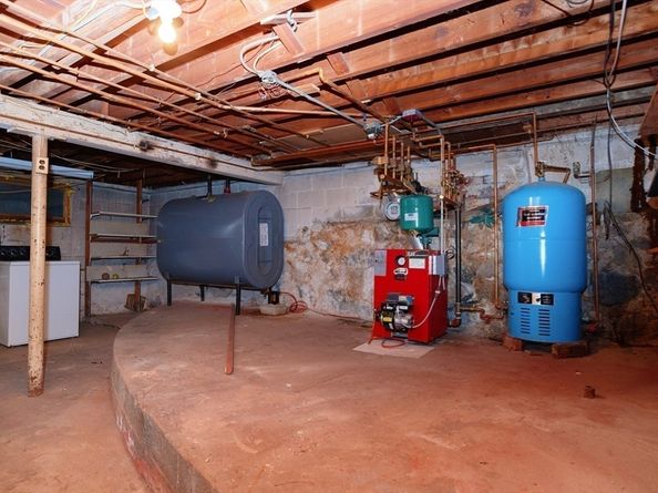 159 Hobart, Braintree MA 02184