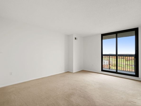 40 Village 1108, Middleton MA 01949