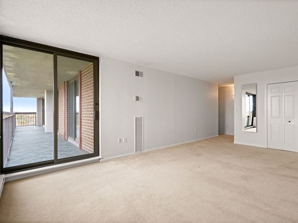 40 Village 1108, Middleton MA 01949