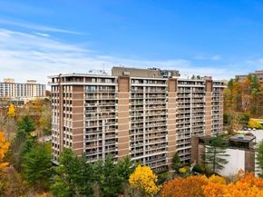 40 Village 1108, Middleton MA 01949