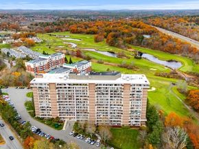 40 Village 1108, Middleton MA 01949