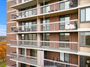 40 Village 1108, Middleton MA 01949