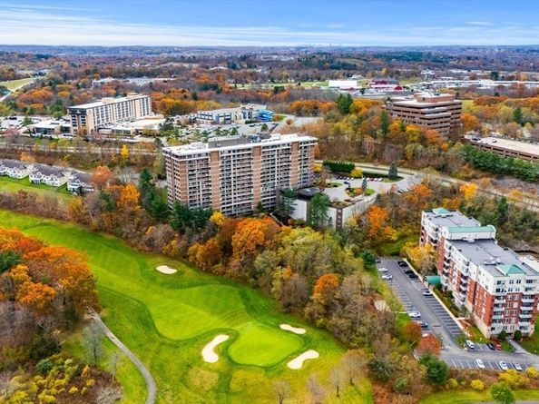 40 Village 1108, Middleton MA 01949