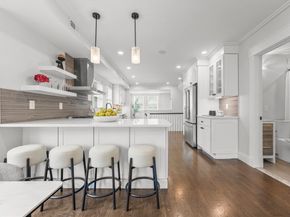 72 Governor Winthrop Rd 2, Somerville MA 02145